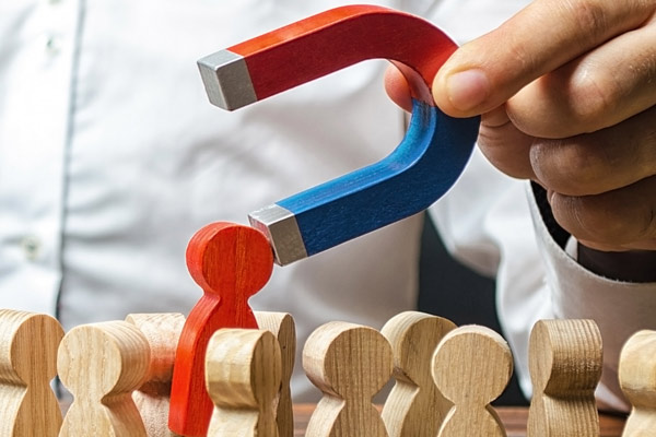 بررسی ریتنشن مارکتینگ در بلاگ فراز اس‌ام‌اس
