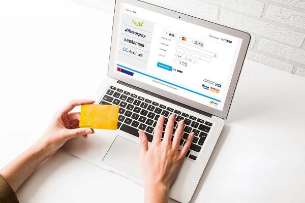 بررسی نحوه گرفتن درگاه پرداخت برای سایت در بلاگ فراز اس‌ام‌اس