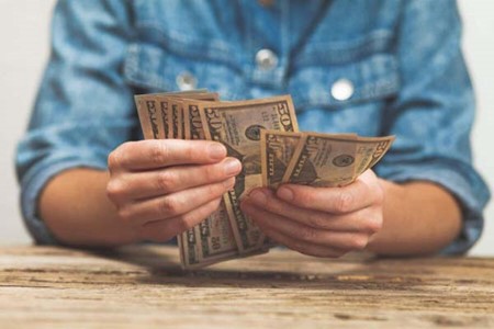 نرخ بازگشت سرمایه ROI: کلید ارزیابی موفقیت در سرمایه‌گذاری
